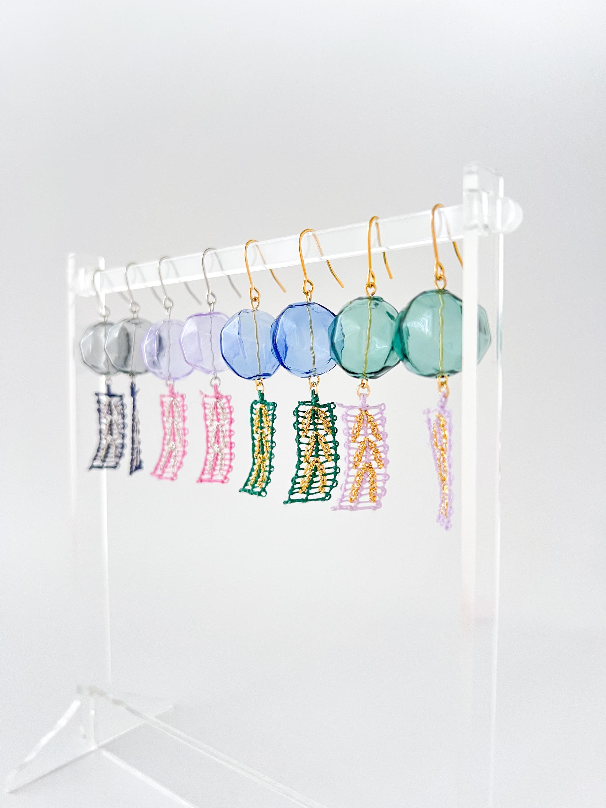 風鈴の耳飾り𓍯金具選べます1枚目の画像